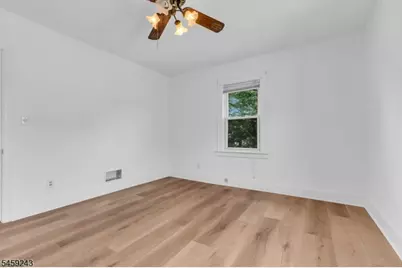 404 Elm St, Cranford Township, NJ 07016 - Photo 12