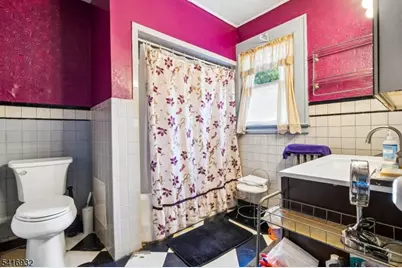 621 Springdale Ave, East Orange, NJ 07017 - Photo 10