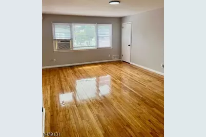 1-3 Crescent Ct #2, Newark, NJ 07106 - Photo 4