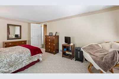 25 Swan Rd, Livingston, NJ 07039 - Photo 16