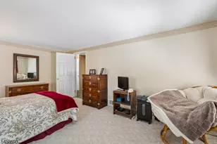 25 Swan Rd, Livingston, NJ 07039 - Photo 16