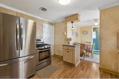 25 Swan Rd, Livingston, NJ 07039 - Photo 6