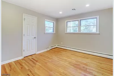 16 Amelia St, North Caldwell, NJ 07006 - Photo 18