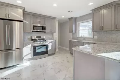 16 Amelia St, North Caldwell, NJ 07006 - Photo 6
