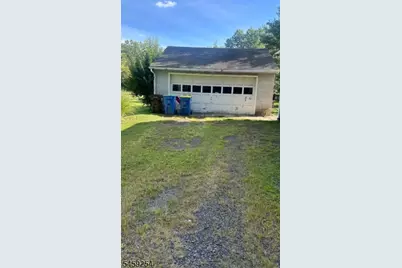 444 Garretson Rd, Bridgewater, NJ 08807 - Photo 4