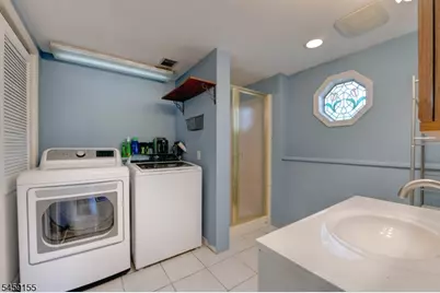 37 Bound Brook Rd, Parsippany, NJ 07054 - Photo 16