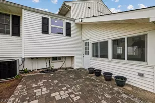 11 Suburban Rd, Clark Township, NJ 07066 - Photo 24