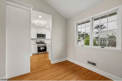 11 Suburban Rd, Clark Township, NJ 07066 - Photo 6