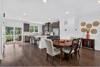 2 Coogan Ct, Morris Plains, NJ 07950 - Photo 8