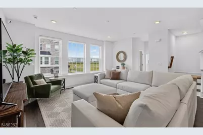 2 Coogan Ct, Morris Plains, NJ 07950 - Photo 12