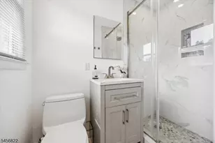 11 Surrey Ln, Springfield, NJ 07081 - Photo 8