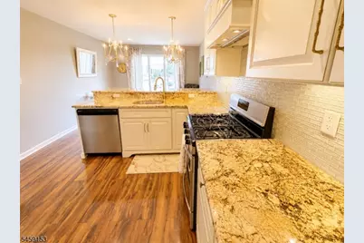 271 W High St, Bound Brook, NJ 08805 - Photo 8