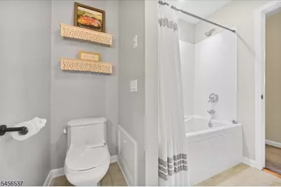 1087 Buxton Rd, Bridgewater, NJ 08807 - Photo 20