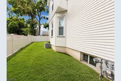 622 Hackensack St, Carlstadt, NJ 07072 - Photo 22