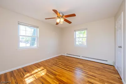 1301A Valley Rd #A, Wayne Twp., NJ 07470 - Photo 12