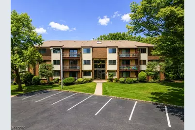 201 Edison Glen Ter, Edison Twp., NJ 08837 - Photo 1