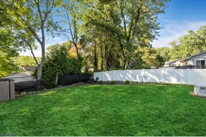 34 Northwood Dr, West Milford, NJ 07480 - Photo 34