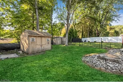 34 Northwood Dr, West Milford, NJ 07480 - Photo 40
