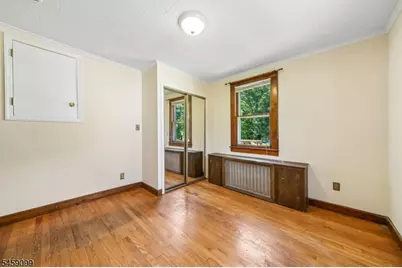 327 Saint Cloud Ave, West Orange Township, NJ 07052 - Photo 22