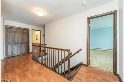 251 Big Piece Rd, Fairfield, NJ 07004 - Photo 18