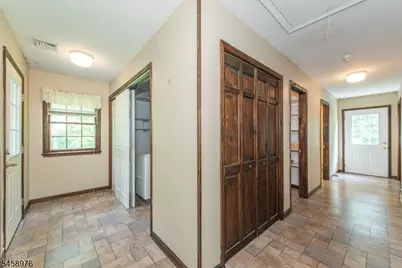 251 Big Piece Rd, Fairfield, NJ 07004 - Photo 14
