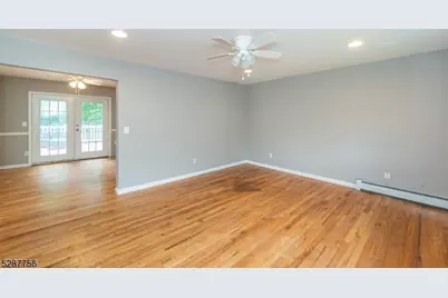 17 Oakwood Ave, Pequannock Township, NJ 07440 - Photo 4