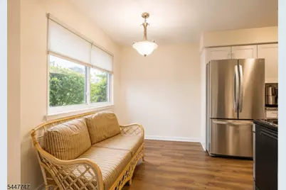 201 Edison Glen Ter, Edison Twp., NJ 08837 - Photo 6