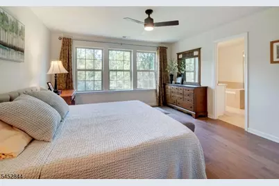 8 Dahlia Dr, Warren Township, NJ 07059 - Photo 12