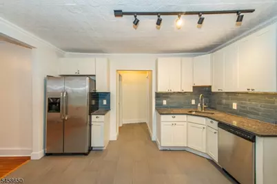 43 Walnut St #1, Montclair, NJ 07042 - Photo 20