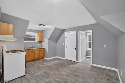 24 Millington Ave, Newark, NJ 07108 - Photo 16