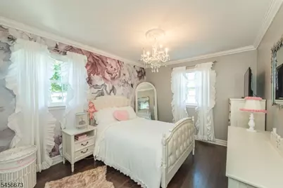 11 Martha Rd, Roseland, NJ 07068 - Photo 18