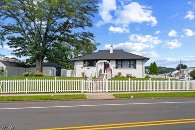 51 Totowa Ave, Paterson, NJ 07502 - Photo 2