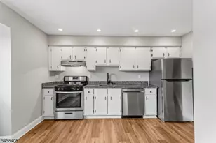 850 Robin Rd, Hillsborough Township, NJ 08844 - Photo 8