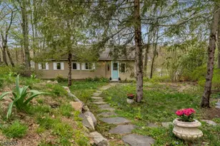 351 E Lakeshore Dr, Highland Lakes, NJ 07422 - Photo 2