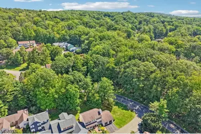 12 Clearwater Dr, Wayne, NJ 07470 - Photo 44