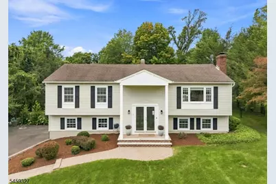 10 Darlene Ct, Randolph Township, NJ 07869 - Photo 1