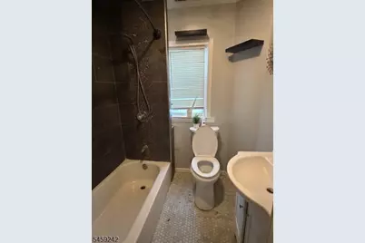 326 Gist Pl #2, Orange, NJ 07050 - Photo 6