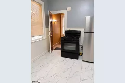 388 N 6th St, Newark, NJ 07107 - Photo 6