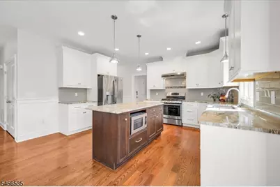 657 Foothill Rd, Bridgewater, NJ 08807 - Photo 14