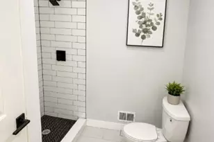 10 Bruen Ave, Irvington, NJ 07111 - Photo 4