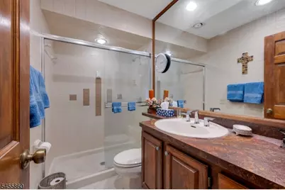 84 Two Bridges Rd, Montville Township, NJ 07082 - Photo 14