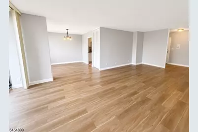 1 Claridge Dr #114, Verona, NJ 07044 - Photo 8