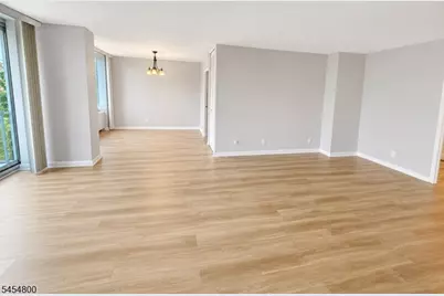 1 Claridge Dr #114, Verona, NJ 07044 - Photo 10