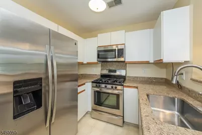 401 Dalton Court, Denville, NJ 07834 - Photo 4