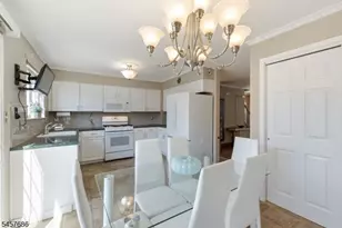 401 Tulsa Ct, Independence Township, NJ 07840 - Photo 14