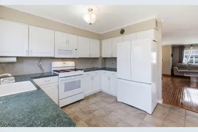 401 Tulsa Ct, Independence Township, NJ 07840 - Photo 16