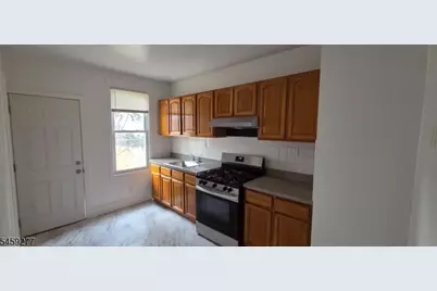 554 Franklin St, Elizabeth, NJ 07206 - Photo 10