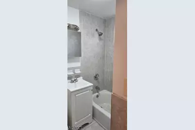 554 Franklin St, Elizabeth, NJ 07206 - Photo 4