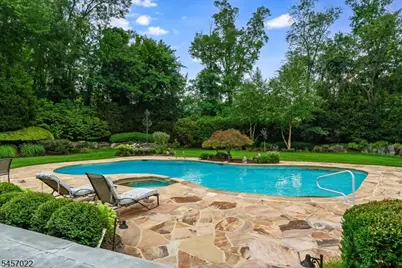 25 Notch Hill Dr, Livingston, NJ 07039 - Photo 38