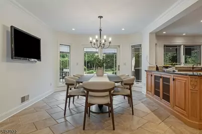 25 Notch Hill Dr, Livingston, NJ 07039 - Photo 14